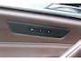 BMW 5-Serie Touring 530i High Executive M-sport | Incl. 12 maanden garantie | Panoramadak | Dodehoek detectie | Geheugenstoelen | Parkeercamera | Standkachel | Head-up display | Elektrisch uitklapbare trekhaak | Stoelverwarming | Draadloze telefoonlader | Luxe lederen bekleding |