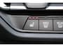 BMW 1-Serie M135i xDrive High Executive | Incl. 12 maanden Garantie | Akrapovič uitlaatsysteem | Dealer onderhouden | Stoelverwarming | Cruise controle | Apple CarPlay/Android Auto | Keyless start | Schakelflippers | Climate controle | Navigatie | Parkeersensoren V+A | Half lederen bekleding |