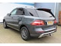 Mercedes-Benz ML-klasse 350 BLUETEC 4MATIC | Grijs Kenteken | Elektrisch verstelbare stoelen | Elektrische kofferbakklep | Cruise controle | Schakelmogelijkheid aan stuurwiel | Stoelverwarming | Parkeersensoren V+A | Climate controle | Navigatie | Half leder/alcantara bekleding |