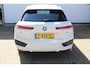 BMW iX xDrive40 Executive 77 kWh | SoH 100% | Incl. 12 maanden Garantie | 1e Eigenaar | 360° Camera | Elektrisch verstelbare stoelen/stuurwiel | Dodehoekdetectie | Stoelverwarming | Elektrische kofferbakklep | Draadloze telefoonlader | Keyless entry/start | 22 Inch LMV | Origineel NL Auto | NAP |