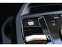 BMW iX xDrive40 Executive 77 kWh | SoH 100% | Incl. 12 maanden Garantie | 1e Eigenaar | 360° Camera | Elektrisch verstelbare stoelen/stuurwiel | Dodehoekdetectie | Stoelverwarming | Elektrische kofferbakklep | Draadloze telefoonlader | Keyless entry/start | 22 Inch LMV | Origineel NL Auto | NAP |