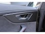 Audi RS Q8 4.0 TFSI Q8 quattro 600pk | Keramische remschijven | Alcantara hemel | Luchtvering | Bang & Olufsen premium audio | Elektrisch wegklapbare trekhaak | Stoelverwarming/ventilatie | Stuurverwarming | Achterbank verwarmd | Elektrisch verstelbare stoelen met memory | 360* Camera | Alcantara stuur | Keyless entry/start | Soft close | Stuurverwarming | Head-Up display |