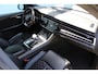 Audi RS Q8 4.0 TFSI Q8 quattro 600pk | Keramische remschijven | Alcantara hemel | Luchtvering | Bang & Olufsen premium audio | Elektrisch wegklapbare trekhaak | Stoelverwarming/ventilatie | Stuurverwarming | Achterbank verwarmd | Elektrisch verstelbare stoelen met memory | 360* Camera | Alcantara stuur | Keyless entry/start | Soft close | Stuurverwarming | Head-Up display |