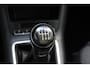 Volkswagen Tiguan 1.4 TSI Sport&Style | Incl. 12 maanden Garantie | 2e Eigenaar | Cruise controle | Climate controle | Parkeersensoren V+A | Navigatie | Automatisch inparkeren | 17 Inch LMV | Volledige onderhoudshistorie aanwezig | Origineel NL Auto | NAP |