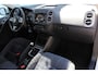 Volkswagen Tiguan 1.4 TSI Sport&Style | Incl. 12 maanden Garantie | 2e Eigenaar | Cruise controle | Climate controle | Parkeersensoren V+A | Navigatie | Automatisch inparkeren | 17 Inch LMV | Volledige onderhoudshistorie aanwezig | Origineel NL Auto | NAP |