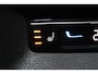 Volkswagen Tiguan 1.5 eHybrid R-Line Edition 272pk |Incl. 12 maanden Garantie | SoH 100% | Panorama dak | Elektrisch wegklapbare trekhaak | Massage stoelen | Elektrisch verstelbare stoelen met memory | Head-Up Display | Stoelverwarming/ventilatie | 360° Camera | Harman/Kardon Audiosysteem | Achterbank verwarmd | Apple CarPlay/Android Auto | Stuurwielverwarming | Adaptive cruise controle | Elektrische kofferbakklep | Dodehoekdetectie |