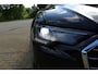 Audi A6 Avant 40 TDI S edition | Incl. 12 maanden Garantie | Panorama dak | Elektrisch wegklapbare trekhaak | Elektrisch verstelbare stoelen met memory | Elektrische kofferbakklep | Keyless entry/start | Stoelverwarming | Adaptive cruise | Navigatie | Schuif/kantel dak | Head-up Display | Dodehoekdetectie | Draadloze telefoonlader |