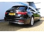 Audi A6 Avant 40 TDI S edition | Incl. 12 maanden Garantie | Panorama dak | Elektrisch wegklapbare trekhaak | Elektrisch verstelbare stoelen met memory | Elektrische kofferbakklep | Keyless entry/start | Stoelverwarming | Adaptive cruise | Navigatie | Schuif/kantel dak | Head-up Display | Dodehoekdetectie | Draadloze telefoonlader |