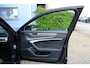 Audi A6 Avant 40 TDI S edition | Incl. 12 maanden Garantie | Panorama dak | Elektrisch wegklapbare trekhaak | Elektrisch verstelbare stoelen met memory | Elektrische kofferbakklep | Keyless entry/start | Stoelverwarming | Adaptive cruise | Navigatie | Schuif/kantel dak | Head-up Display | Dodehoekdetectie | Draadloze telefoonlader |
