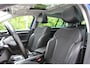 Renault Megane Estate TCe Intens | Incl. 12 maanden garantie | Adaptieve cruise control | Apple carplay/Android auto | Schuif/kantel dak | Parkeercamera | Climate control | DAB radio | BOSE audio |