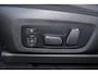 BMW X3 xDrive30e High Executive M-Sport | Incl. 12 maanden Garantie | SoH 96% | Panorama dak | Harman/Kardon Audiosysteem | Head-Up Display | Elektrisch verstelbare stoelen met memory | Adaptive cruise | 360* Camera | Elektrische kofferbakklep | Dodehoekdetectie | Stoelverwarming | Keyless entry/start | Navigatie | Parkeersensoren V+A | Apple CarPlay/Android Auto | Climate controle | Draadloze telefoonlader |