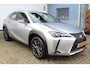 Lexus UX 250h | Achteruitrijcamera | Keyless entry/start | Climate controle | Cruise controle | Lane Assist | DAB | Draadloze telefoonlader | Apple CarPlay/Android Auto | Virtual cockpit |
