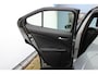 Lexus UX 250h | Achteruitrijcamera | Keyless entry/start | Climate controle | Cruise controle | Lane Assist | DAB | Draadloze telefoonlader | Apple CarPlay/Android Auto | Virtual cockpit |