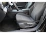Volkswagen Passat Variant 1.5 eTSI 150 pk | Incl. 12 maanden Garantie | Stoel/stuur verwarming | Achteruitrijcamera | Adaptive cruise controle | Dodehoekdetectie | Parkeersensoren V+A | Navigatie | Apple CarPlay/Android Auto | Draadloze telefoonlader | Climate controle | Lane assist | Keyless start | LED Koplampen | 18 Inch LMV | Schakelmogelijkheid aan stuurwiel |