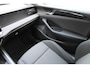 Volkswagen Passat Variant 1.5 eTSI 150 pk | Incl. 12 maanden Garantie | Stoel/stuur verwarming | Achteruitrijcamera | Adaptive cruise controle | Dodehoekdetectie | Parkeersensoren V+A | Navigatie | Apple CarPlay/Android Auto | Draadloze telefoonlader | Climate controle | Lane assist | Keyless start | LED Koplampen | 18 Inch LMV | Schakelmogelijkheid aan stuurwiel |
