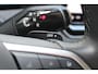 Volkswagen Passat Variant 1.5 eTSI 150 pk | Incl. 12 maanden Garantie | Stoel/stuur verwarming | Achteruitrijcamera | Adaptive cruise controle | Dodehoekdetectie | Parkeersensoren V+A | Navigatie | Apple CarPlay/Android Auto | Draadloze telefoonlader | Climate controle | Lane assist | Keyless start | LED Koplampen | 18 Inch LMV | Schakelmogelijkheid aan stuurwiel |