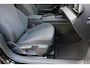 Volkswagen Passat Variant 1.5 eTSI 150 pk | Incl. 12 maanden Garantie | Stoel/stuur verwarming | Achteruitrijcamera | Adaptive cruise controle | Dodehoekdetectie | Parkeersensoren V+A | Navigatie | Apple CarPlay/Android Auto | Draadloze telefoonlader | Climate controle | Lane assist | Keyless start | LED Koplampen | 18 Inch LMV | Schakelmogelijkheid aan stuurwiel |