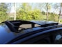 BMW X1 sDrive18i M-Sport | Panorama dak | Elektrisch wegklapbare trekhaak | Stoelverwarming | Achteruitrijcamera | Elektrische kofferbakklep | Keyless entry/start | Half leder/alcantara | Draadloze telefoonlader | Apple CarPlay/Android Auto | Navigatie | Climate controle | Parkeersensoren V+A |
