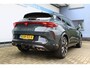 CUPRA Formentor 1.5 TSI e-Hybrid VZ Performance 272pk | SoH 100% | Panorama dak | Elektrisch wegklapbare trekhaak | Sennheiser audiosysteem | Stoel/stuur verwarming | Elektrisch verstelbare stoel met memory | 360° Camera | Elektrische kofferbakklep | Keyless entry/start | Adaptive cruise controle | Schakelflippers | Apple CarPlay/Android Auto | Draadloze telefoonlader | Climate controle | Navigatie | Sfeerverli