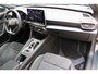 CUPRA Formentor 1.5 TSI e-Hybrid VZ Performance 272pk | SoH 100% | Panorama dak | Elektrisch wegklapbare trekhaak | Sennheiser audiosysteem | Stoel/stuur verwarming | Elektrisch verstelbare stoel met memory | 360° Camera | Elektrische kofferbakklep | Keyless entry/start | Adaptive cruise controle | Schakelflippers | Apple CarPlay/Android Auto | Draadloze telefoonlader | Climate controle | Navigatie | Sfeerverli
