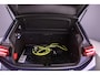 Volkswagen ID.3 Neo Style 79 kWh 230pk Automaat, Steunhaak, Panoramadak, 360 camera, Stuurverwarming, Stoelverwarming, Harman-Kardon geluidsysteem, Parkeersensoren, App-connect, Dodehoeksensoren