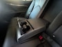 Toyota Camry 2.5 Hybrid Business Intro Leer