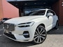 Volvo XC60 2.0 T8 Plug-in hybrid SOH 97,6% AWD Ultimate Bright 455PK! // ADAPT. CRUISE // PANODAK // HARMAN&KARDON // LEDER // ELEK. STOELEN+GEHEUGEN // 360 CAMERA+SENSOREN