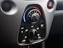 Toyota Aygo 1.0 VVT-i x-play | BTW voertuig | Dealer onderhouden | 1e eigenaar | Apple CarPlay/Android Auto | Airco | Achteruitrijcamera |