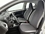 Toyota Aygo 1.0 VVT-i x-play | BTW voertuig | Dealer onderhouden | 1e eigenaar | Apple CarPlay/Android Auto | Airco | Achteruitrijcamera |