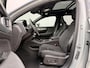 Volvo EX40 Single Motor Ext. Range 82 kWh Ultra Europa Black Edition | Vapour Grey metallic | Charcoal Microtech/Nubuck interieur | 20 inch lichtmetalen velgen | Panoramadak | Harman Kardon audio | Elektrisch verstelbare voorstoelen | Stoel- & Stuurwielverwarming | Adaptieve Cruise Control | BLIS Dodehoekdetectie | 360 graden camera