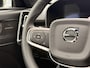 Volvo EX40 Single Motor Ext. Range 82 kWh Ultra Europa Black Edition | Vapour Grey metallic | Charcoal Microtech/Nubuck interieur | 20 inch lichtmetalen velgen | Panoramadak | Harman Kardon audio | Elektrisch verstelbare voorstoelen | Stoel- & Stuurwielverwarming | Adaptieve Cruise Control | BLIS Dodehoekdetectie | 360 graden camera