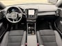 Volvo EX40 Single Motor Ext. Range 82 kWh Ultra Europa Black Edition | Vapour Grey metallic | Charcoal Microtech/Nubuck interieur | 20 inch lichtmetalen velgen | Panoramadak | Harman Kardon audio | Elektrisch verstelbare voorstoelen | Stoel- & Stuurwielverwarming | Adaptieve Cruise Control | BLIS Dodehoekdetectie | 360 graden camera