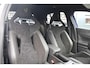 Abarth 600e Abarth Scorpionissima 54 kWh 282PK | Fabrieksgarantie | Kuipstoelen | Cruise control Adaptief | Apple Carplay/Android Auto | Parkeercamera | Half leder/alcantara | Voorruit verwarming | Parkeersensoren | Bluetooth | Navigatie |
