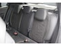 Abarth 600e Abarth Scorpionissima 54 kWh 282PK | Fabrieksgarantie | Kuipstoelen | Cruise control Adaptief | Apple Carplay/Android Auto | Parkeercamera | Half leder/alcantara | Voorruit verwarming | Parkeersensoren | Bluetooth | Navigatie |