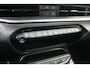 Abarth 600e Abarth Scorpionissima 54 kWh 282PK | Fabrieksgarantie | Kuipstoelen | Cruise control Adaptief | Apple Carplay/Android Auto | Parkeercamera | Half leder/alcantara | Voorruit verwarming | Parkeersensoren | Bluetooth | Navigatie |