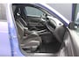 Abarth 600e Abarth Scorpionissima 54 kWh 282PK | Fabrieksgarantie | Kuipstoelen | Cruise control Adaptief | Apple Carplay/Android Auto | Parkeercamera | Half leder/alcantara | Voorruit verwarming | Parkeersensoren | Bluetooth | Navigatie |