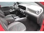 Mercedes-Benz B-klasse 200 Business Solution AMG | Incl. 12 Maanden garantie | Stoelverwarming | Elektrische trekhaak | Cruise control | Climate control | Parkeersensoren | Parkeercamera | Navigatie |