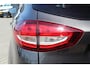 Ford C-Max 1.5 Titanium | Incl. 12 maanden garantie | Trekhaak | Achteruitrijcamera | Parkeersensoren | Elektrische kofferklep | Adaptieve cruise control | Climate control | Lane assist | Navigatie | Bluetooth | Lichtmetalen velgen | Airco