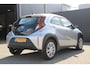 Toyota Aygo X 1.0 VVT-i MT Play | Incl. 12 maanden garantie | Adaptieve cruise control | Airco | Apple carplay/Android auto | DAB radio | Parkeercamera |