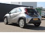 Toyota Aygo X 1.0 VVT-i MT Play | Incl. 12 maanden garantie | Adaptieve cruise control | Airco | Apple carplay/Android auto | DAB radio | Parkeercamera |