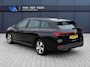 Volkswagen Passat Variant 1.5 eTSI 150 pk | Incl. 12 maanden Garantie | Stoel/stuur verwarming | Achteruitrijcamera | Adaptive cruise controle | Dodehoekdetectie | Parkeersensoren V+A | Navigatie | Apple CarPlay/Android Auto | Draadloze telefoonlader | Climate controle | Lane assist | Keyless start | LED Koplampen | 17 Inch LMV | Schakelmogelijkheid aan stuurwiel |