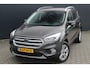 Ford Kuga 1.5 Titanium | Incl. 12 maanden garantie | Voorstoelen verwarmd | Verwarmd stuurwiel | Voorruit verwarming | Bluetooth | DAB | Climate control | Cruise control | Elektrische achterklep | Lichtmetalen velgen