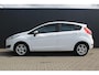 Ford Fiesta 1.0 Style Ultimate | Incl. 12 maanden garantie | Dealer onderhouden | Cruise control | Parkeersensoren | Airco | Verwamde voorruit | Bluetooth | Navigatie