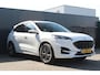 Ford Kuga 1.5 EcoBoost ST-Line X | Incl. 12 maanden Garantie | Elektrisch wegklapbare trekhaak | Stoel/stuurverwarming | Achteruitrijcamera | Navigatie | Climate controle | Adaptive cruise controle | Lane assist | Keyless entry/start | Draadloze telefoonlader | Dodehoekdetectie |