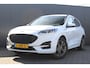 Ford Kuga 1.5 EcoBoost ST-Line X | Incl. 12 maanden Garantie | Elektrisch wegklapbare trekhaak | Stoel/stuurverwarming | Achteruitrijcamera | Navigatie | Climate controle | Adaptive cruise controle | Lane assist | Keyless entry/start | Draadloze telefoonlader | Dodehoekdetectie |
