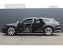 Volkswagen Arteon Shooting Brake 1.4 TSI eHybrid R-Line Business+ | Incl. 12 maanden garantie | SOH 96% | Schuif/kantel dak | 360 camera | Stoelgeheugen | Stoelverwarming | Parkeersensoren | Apple carplay/Android auto | Cruise control | Climate control | Bluetooth | Airco