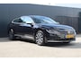 Volkswagen Arteon Shooting Brake 1.4 TSI eHybrid Elegance Business+ | Incl. 12 maanden garantie | 93% SOH | Massage stoelen | Elektrisch verstelbare stoelen | Apple Carplay/Android Auto | Stoelverwarming voor + Achter | Adaptieve Cruise | Parkeersensoren | Airco | Navigatie