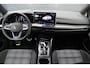 Volkswagen Golf 8.5 1.5 eHybrid GTE 272 Pk | Panorama dak | Stoel/Stuur verwarming | 360* Camera | Schuif/Kantel dak | Adaptive cruise controler | Keyless start | Apple CarPlay/Android Auto | Draadloze telefoonlader | IQ.Lights | Climate controle | Parkeersensoren V+A | Navigatie |