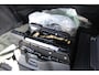 Land Rover Discovery 2.0 Td4 HSE Luxury | Incl. 12 Maanden garantie | Cruise Control | Navigatie | Apple Carplay\Android Auto | Elektrisch Trekhaak | Luchtvering | Parkeercamera | Parkeersensoren |