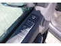 Land Rover Discovery 2.0 Td4 HSE Luxury | Incl. 12 Maanden garantie | Cruise Control | Navigatie | Apple Carplay\Android Auto | Elektrisch Trekhaak | Luchtvering | Parkeercamera | Parkeersensoren |